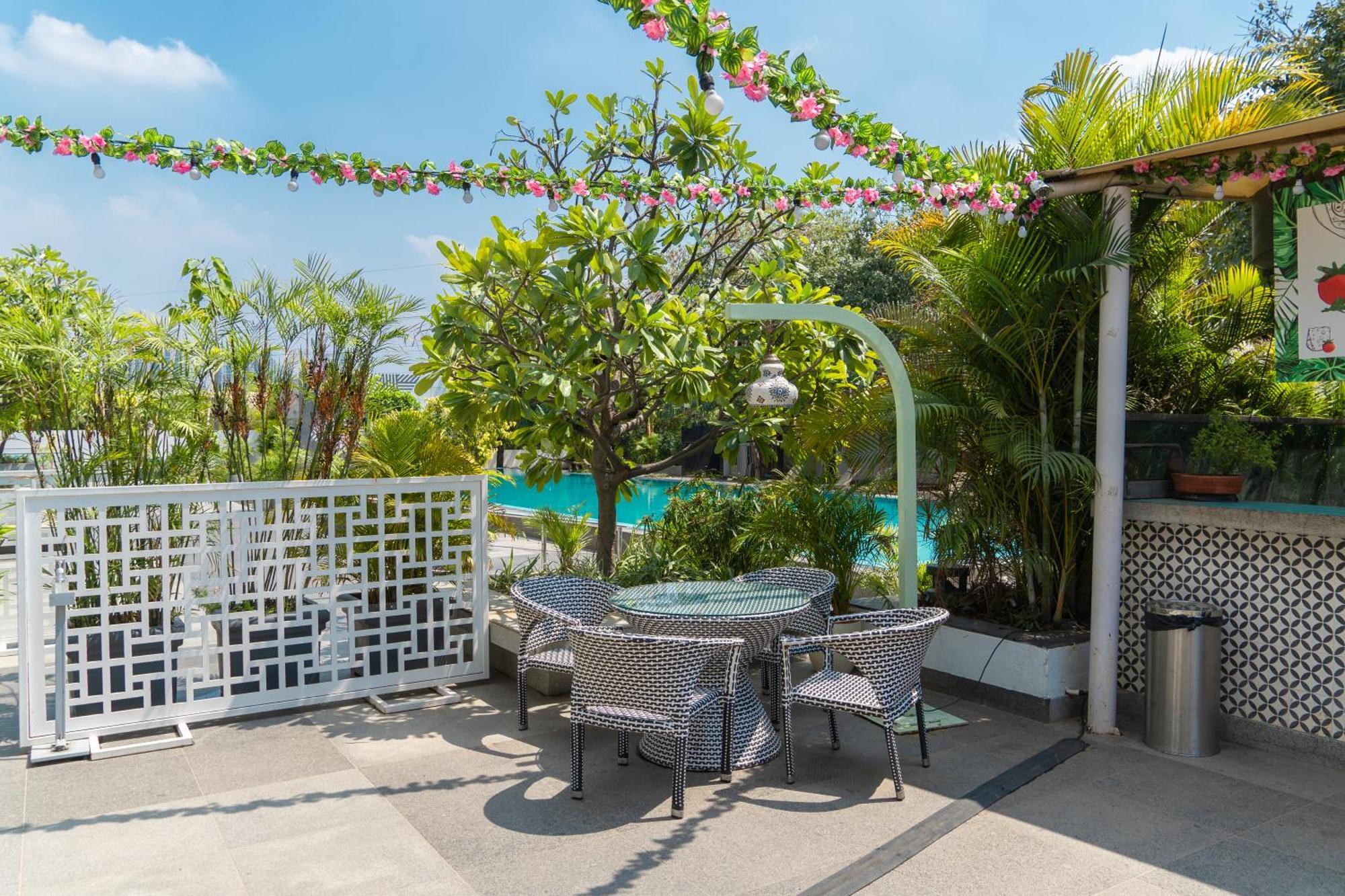 Karma Lakelands, Gurugram Гургаон Экстерьер фото