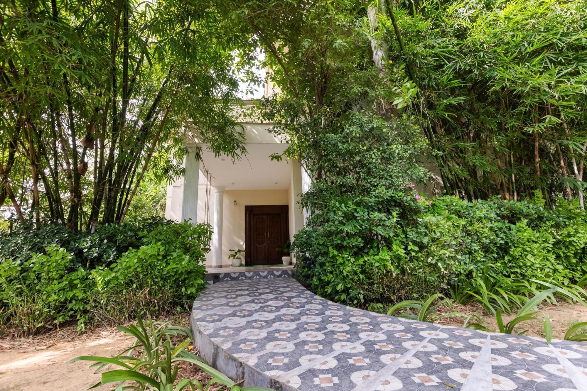 Karma Lakelands, Gurugram Гургаон Экстерьер фото
