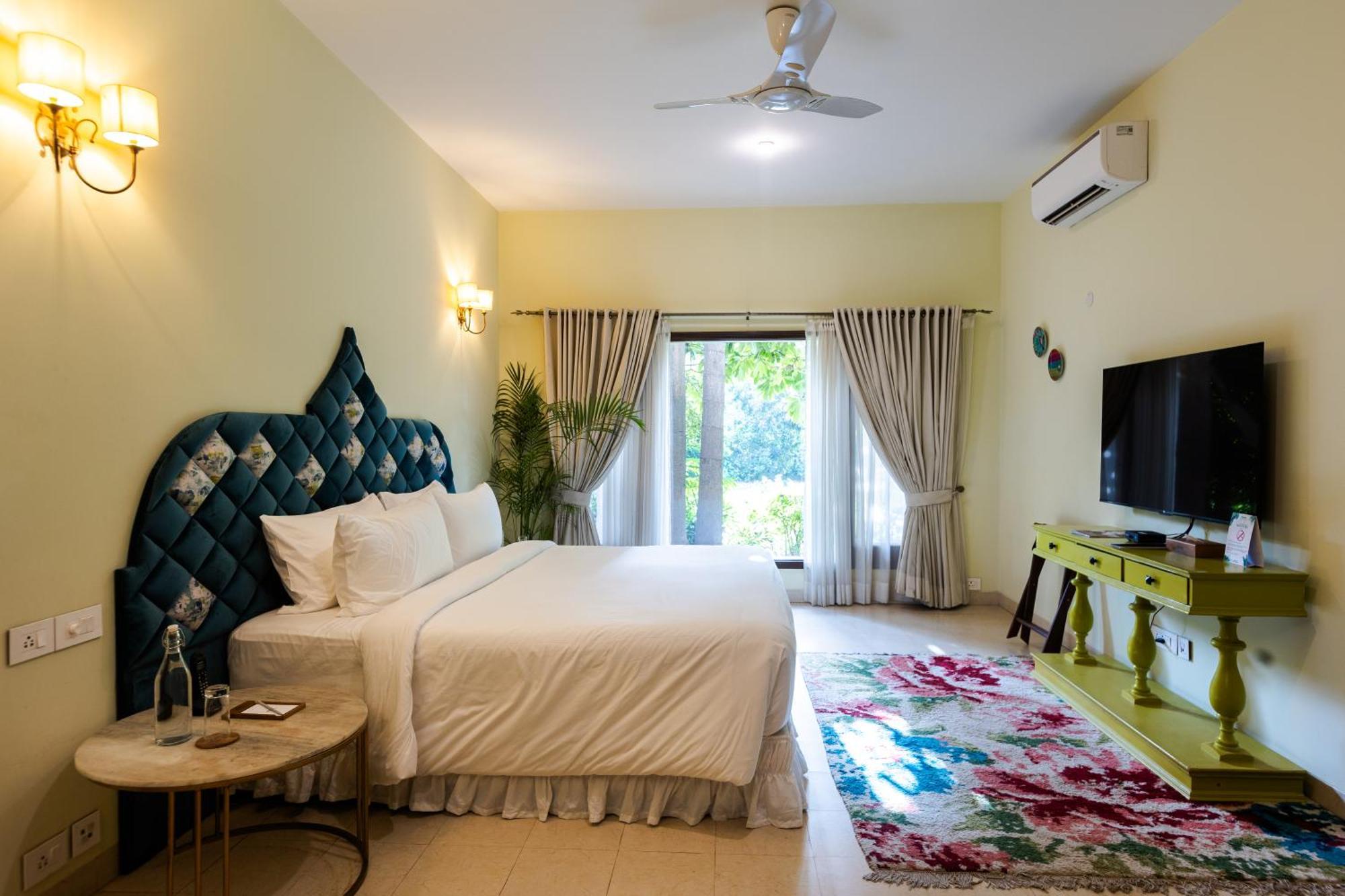 Karma Lakelands, Gurugram Гургаон Экстерьер фото